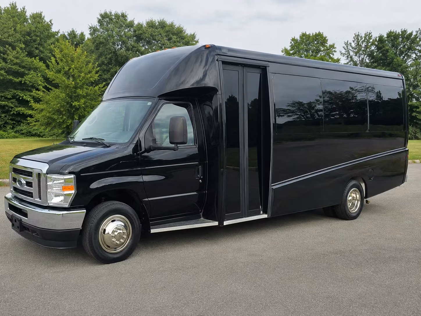 20 passenger minibus